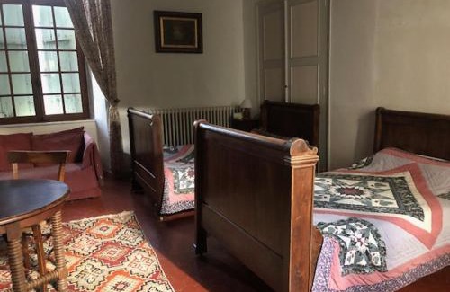 Trausse Cama Y Desayuno | château de Paulignan