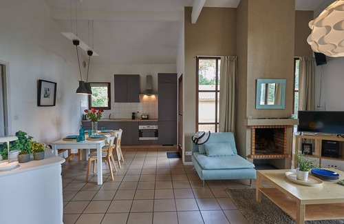 Salles Casa | Château de Salles