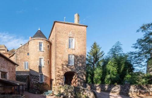 Hurigny Cama Y Desayuno | Château de Salornay