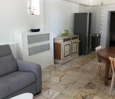 Saint-Seurin-de-Prats Cama Y Desayuno | Château Destinée