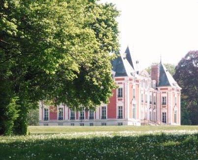 Entrains-sur-Nohain Casa | Château du Domaine du Réveillon