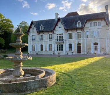 Damblainville Casa | Château du Mesnil Soleil , gites et chambres d'hôtes