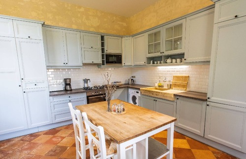 Latresne Casa | Château Gassies Gîte "Calèche"