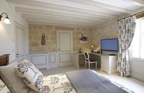 Lussac Casa | Château la Rose Perriere