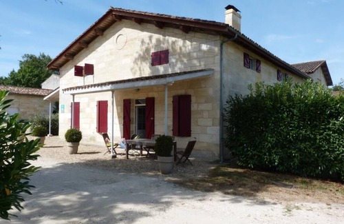 Saint-Martin-de-Laye Casa | Château Malfard - Petit Verdot