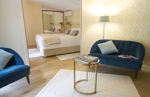 Leognan Cama Y Desayuno | Château Pont Saint-Martin