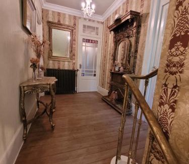 Condal Cama Y Desayuno | Château St Sulpice Chambre Porcelaine
