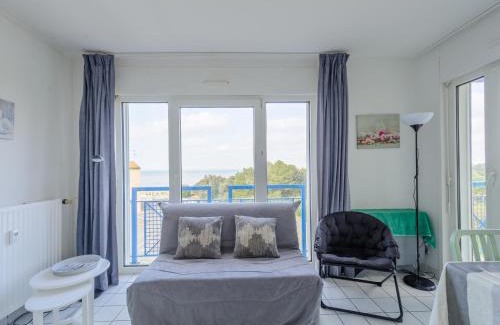 Quartier du Casino Apartamento | Châtelaillon-Plage : T2 panoramique sur la mer pour 2 avec piscine - FR-1-535-2