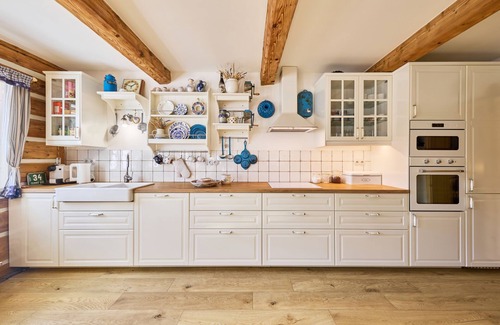Horni Marsov Casa | Charming Mountain Lodge & Wellness by Interhome