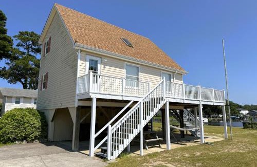 Colington Harbour Casa | CH219- Lost Shaker of Salt