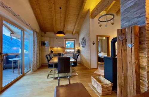 Schonbach Chalet De Esquí | Chalet "Das Zwölferl" - Arrive and feel good - with e-charging station