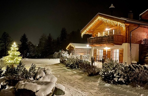Schonbach Chalet De Esquí | Chalet "Das Zwölferl" - Arrive and feel good - with e-charging station