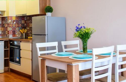 Saints Constantine and Helena Apartamento | Charming sunny apartment+swimming pool
