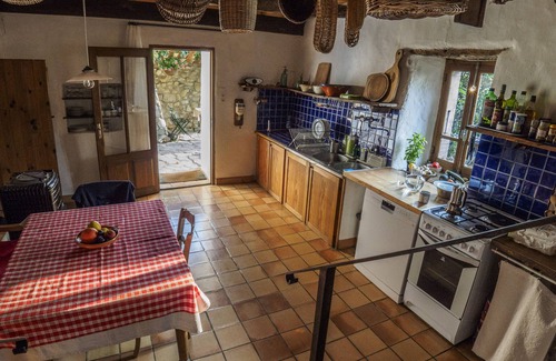 Valvigneres Casa | Deja que tu alma cuelgue en el corazón de la naturaleza.