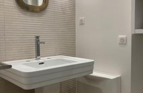 Mulhouse Apartamento | CHACHACHA appartement de charme, calme,balcon 5pers 4étoiles, patio