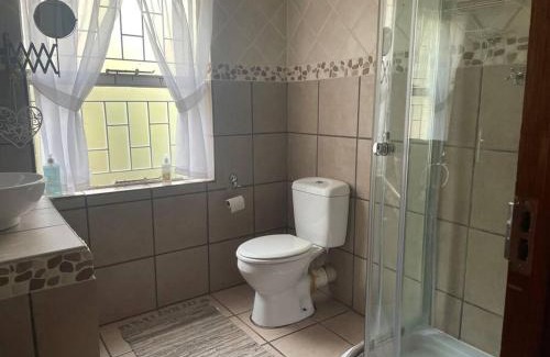 Langenhoven Park Apartamento | Chadré Guesthouse