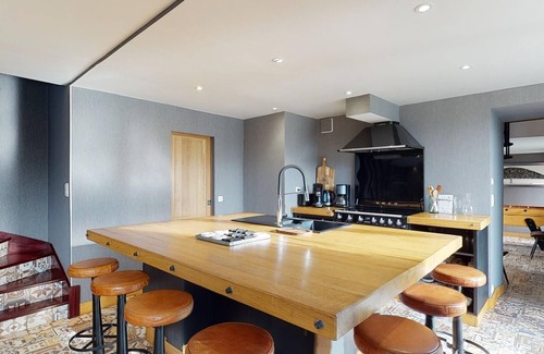 La Chaise-Baudouin Cabaña | Vivienda · La Chaise-Baudouin · ★4,0 · 7 dormitorios · 11 camas · 5 baños