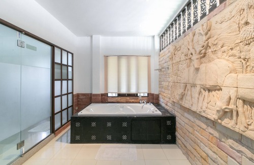 Wichit Hotel | Chaiyo Resort