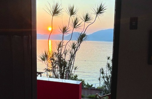 Mambucaba Casa | Chalé Aconchegante com Linda Vista em Angra Dos Reis, com Acesso ao Mar