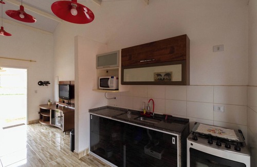 Mairinque Chalet De Esquí | Chalé bem equipado com lazer em cond. fechado