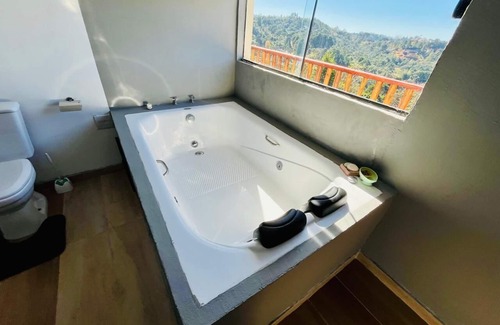 Vila Natal Hotel | Chalé Vista Linda com uma Vista Fantástica p/ as Montanhas da Suíça Brasileira!