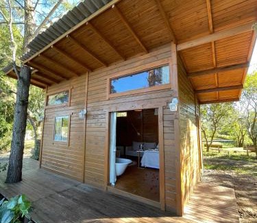 Passo de Torres Cabina | Chalé com banheira a beira do Rio Mampituba