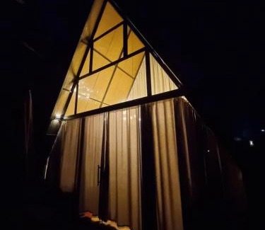 Imbituva Chalet De Esquí | Chalé com hidro, lareira e café da manhã