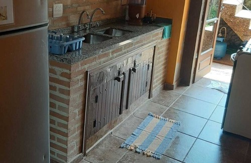 Centro Comercial Chalet De Esquí | Chalé com Piscina e Churrasqueira, Ilhabela