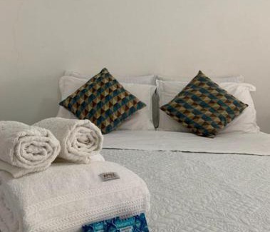 Itanhaem Casa | Chalé com Varanda Grande e Terraço Vista Mar