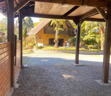 Rio dos Cedros Chalet De Esquí | Chalé da Araucária