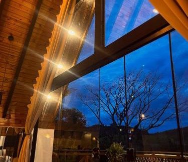 Gravatal Chalet De Esquí | Chalé das montanhas gravatal chalé luz da lua