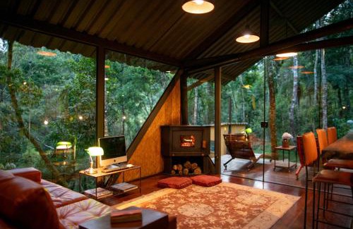 Itamonte Chalet De Esquí | Chalé de Vidro na Mantiqueira com cachoeiras