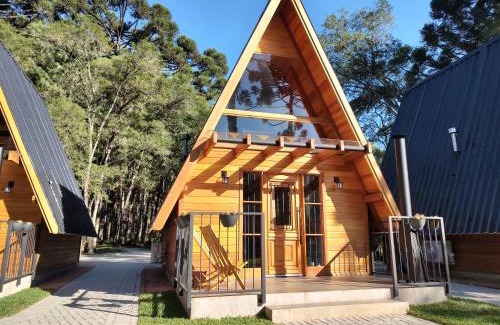 Canela Chalet De Esquí | Chalé Magia das Hortênsias, relaxe na hidromassagem!