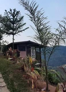 Lumiar Chalet De Esquí | Chalé Pakere Bellavista - visão magnífica do vale e montanhas a mais de mil metros de altitude, wi-fi, sauna, piscina e água de nascente - locação do chalé sem prestação de serviços