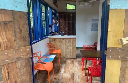 Ilhabela Casa | Chalé Pau D’Alho - Pé na Areia - Curral, Ilhabela