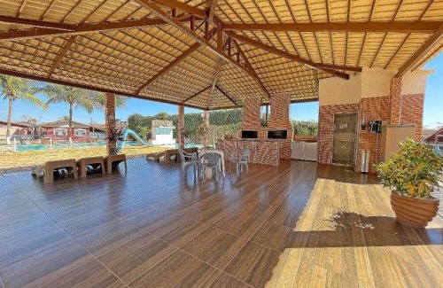Setor Lagoa Quente Chalet De Esquí | Chalé perfeito para Férias c/3 Quartos e Piscina