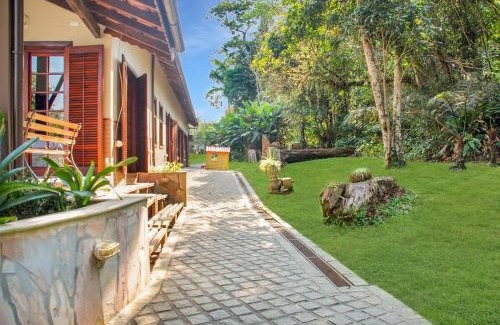 Taquacetuba Casa | Chalé Privado no lago Piscina Churrasqueira