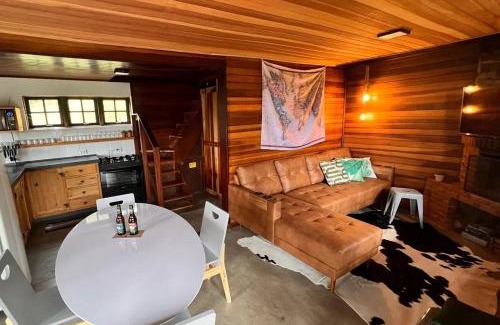 Sao Bento do Sapucai Chalet De Esquí | Chalé São Bernardo - banheira de hidromassagem privativa