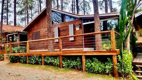 Itu Otro | Chalé Veraneio-Itú-SP Vista para o lago Camping Carrion