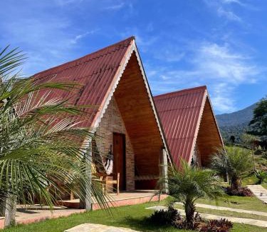 Divino de Sao Lourenco Chalet De Esquí | Chalés Flor do Caparaó em Patrimonio da Penha