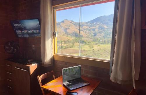 Sao Bento do Sapucai Chalet De Esquí | Chalés Paraíso na Roça São Bento do Sapucaí Bairro do Serrano