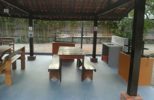 Praia da Enseada Apartamento | Chalés San Marino