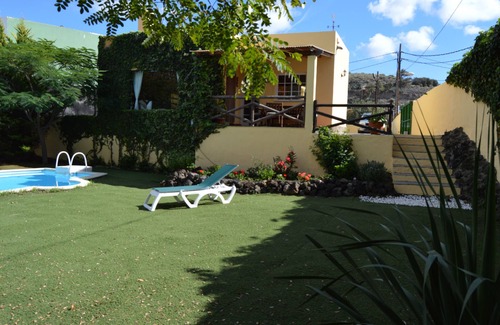 La Solana Villa | Chalet La Alpispa con piscina privada en Las Palmas de Gran Canaria.