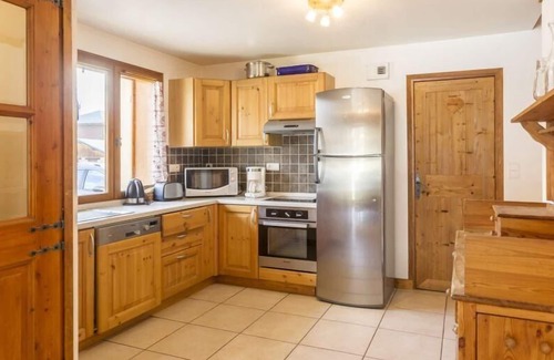 Villarabout Chalet De Esquí | Chalet, wifi, fitness, sauna, terraza, chimenea o estufa a leña, parking, tv, local para esquís