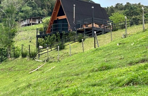 Alfredo Wagner Chalet De Esquí | Chale 4 Estações is the ideal place for couples who need moments of privacy.