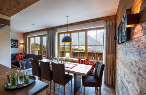 Schonbach Chalet De Esquí | Chalet with Sauna and Natural Pool