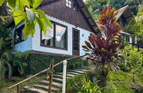 Lumiar Chalet De Esquí | Chale com churrasqueira e lazer Nova Friburgo RJ