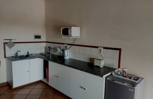 Krugersdorp Chalet De Esquí | Chalet 02 - One bedroom chalet