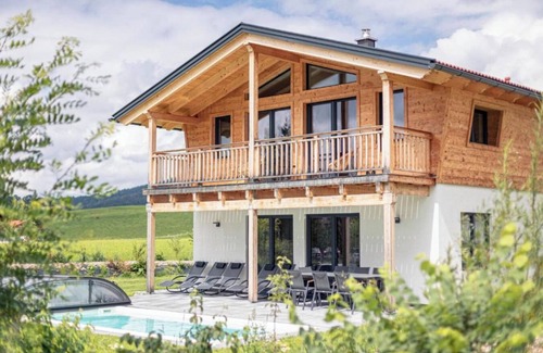 Inzell Apartamento | Chalet 12 with balcony and mountain view