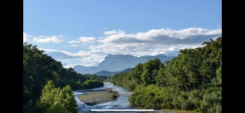 Aouste-sur-Sye Cama Y Desayuno | Chalet 2 du Lauzun